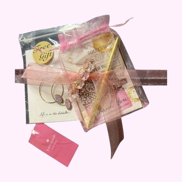 Meet your Posher, Kaylynn - Picture 3 of 3